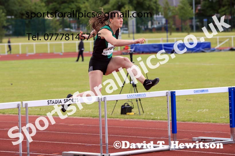 Senior Womens 400 metres hurdles, 2024 Northern Senior and Under-20s Track and Field Champs, Middlesbrough.  Photo: David T. Hewitson/Sports for All Pics